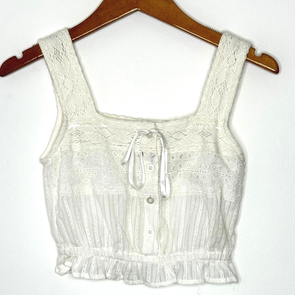 Rebellion Again Eyelet Top White Size‎ XS